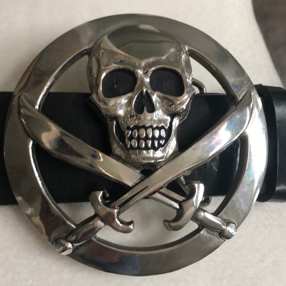 Hot Topic Accessories - Hot Topic skull & sword black leather belt, 32?